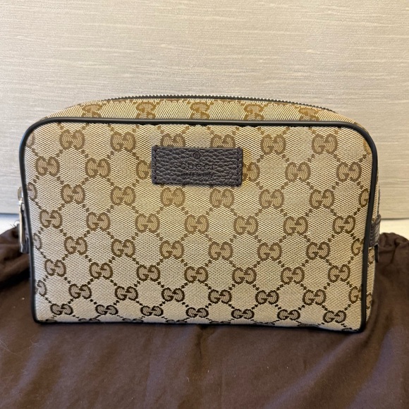Gucci GG Beige Monogram Belt/Waist Bag - Picture 1 of 16